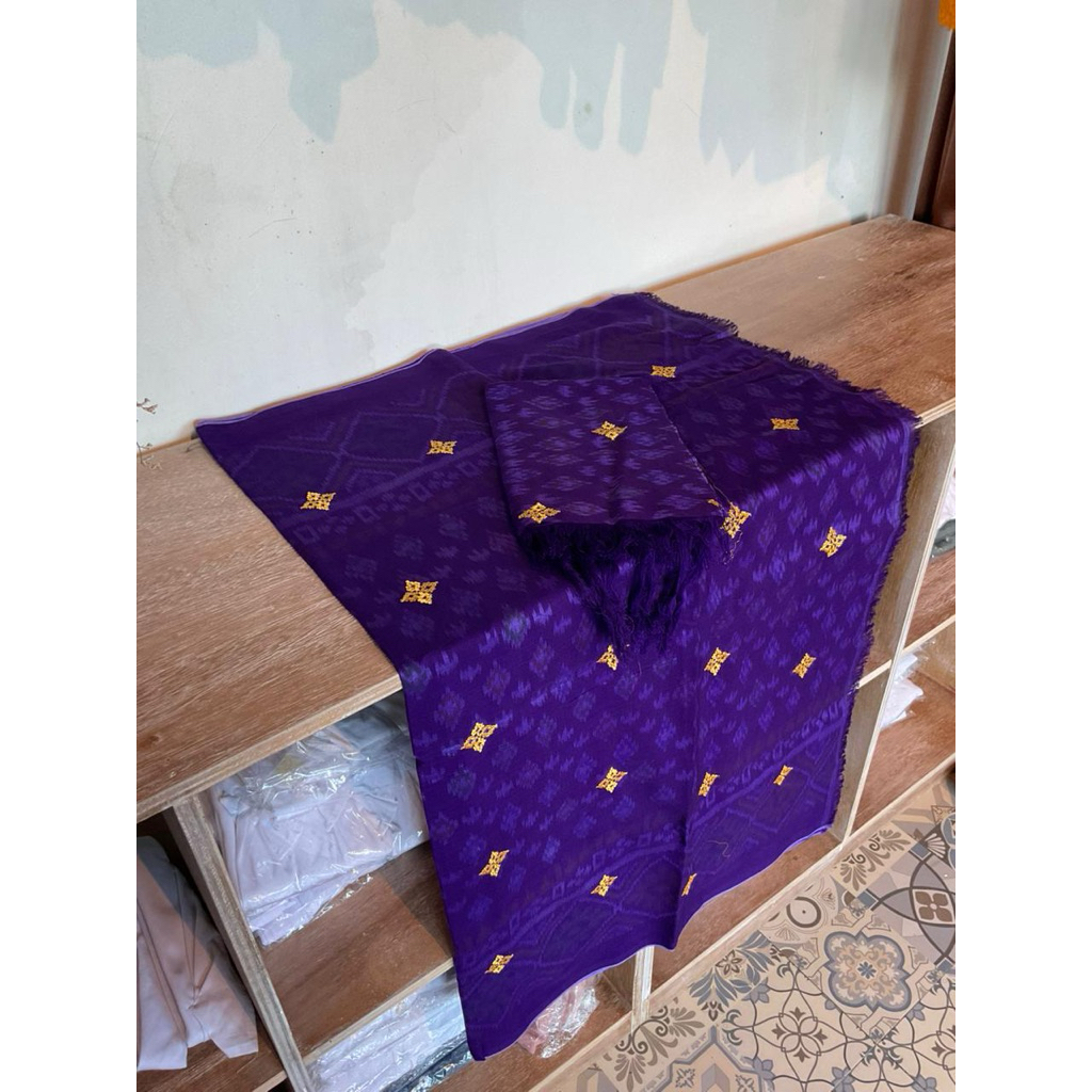 KAMEN ENDEK LASEM TRETES SEMI MASTULI