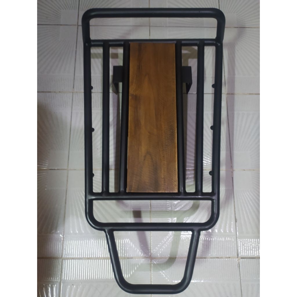 Rak belakang Honda c70 super cup c700 c800 Astrea ( Baru)