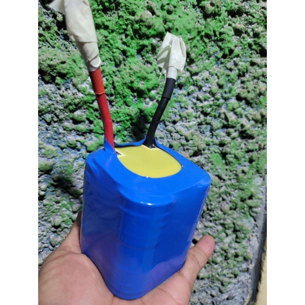 pengganti aki setater motor 12v  lifepo4 tipe 32700