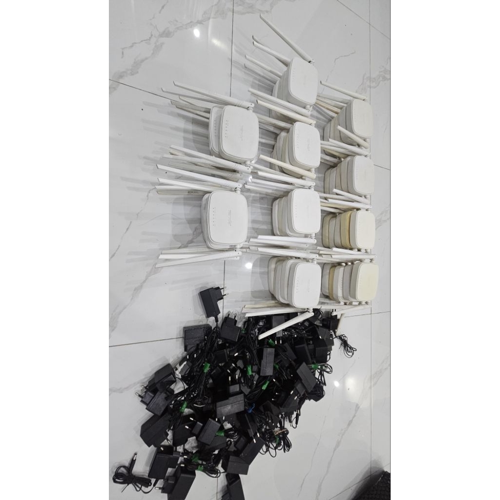 Router Tenda N301 second bekas