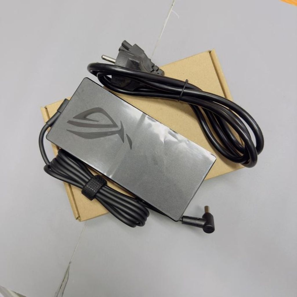 Adaptor Charger Laptop Asus TUF Gaming A15 / ROG Strix G15 20V 7.5A 150W