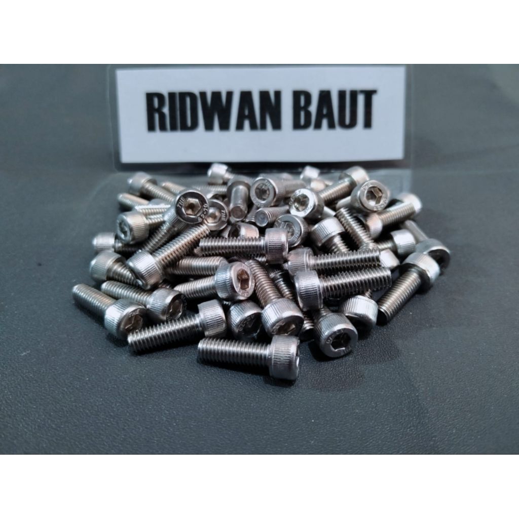BAUT L STAINLESS 304 M5X15