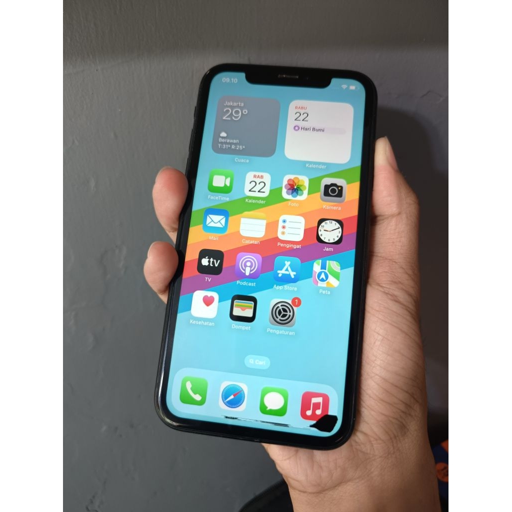 iPhone xr 64gb ibox pa/a (minus: lcd ada tompel item sesuai gambar dan speker suara kecil seperti se