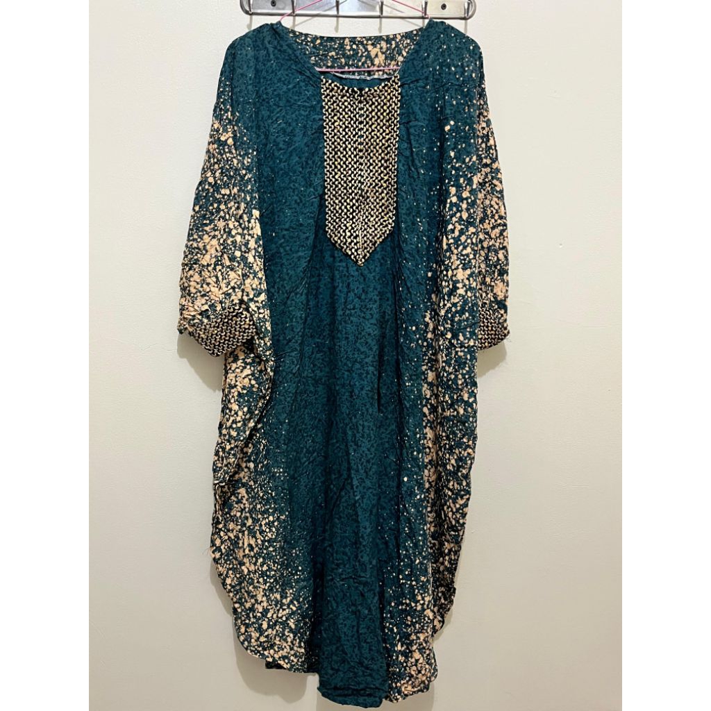 Preloved: Kaftan Wanita (Baru)