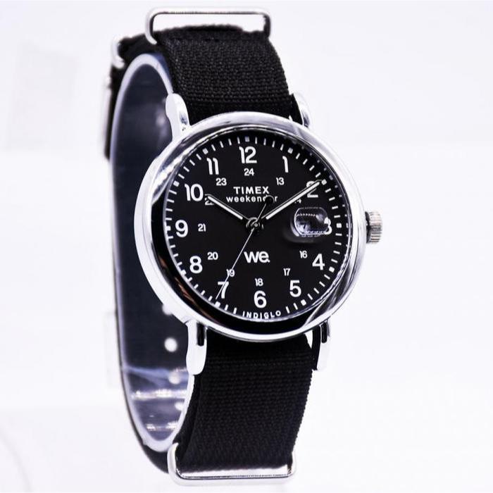 TIMEX TW2W86100 Weekender Jam Tangan Pria Analog Kanvas-Indiglo