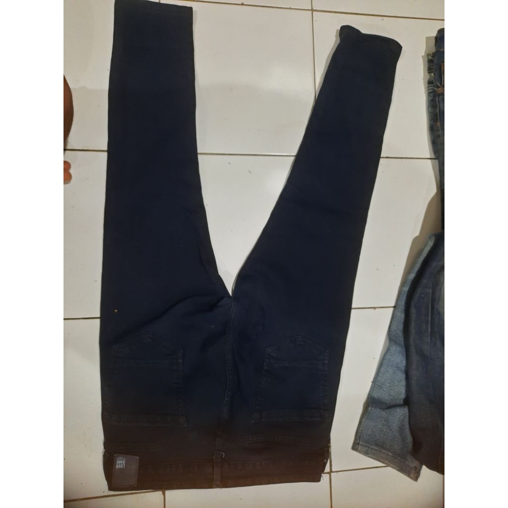 celana jeans logo jeans