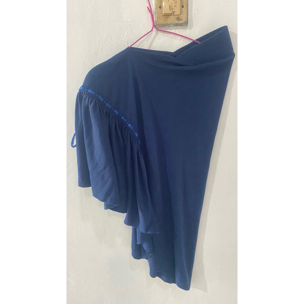 kerudung rabbani biru dongker serut depan
