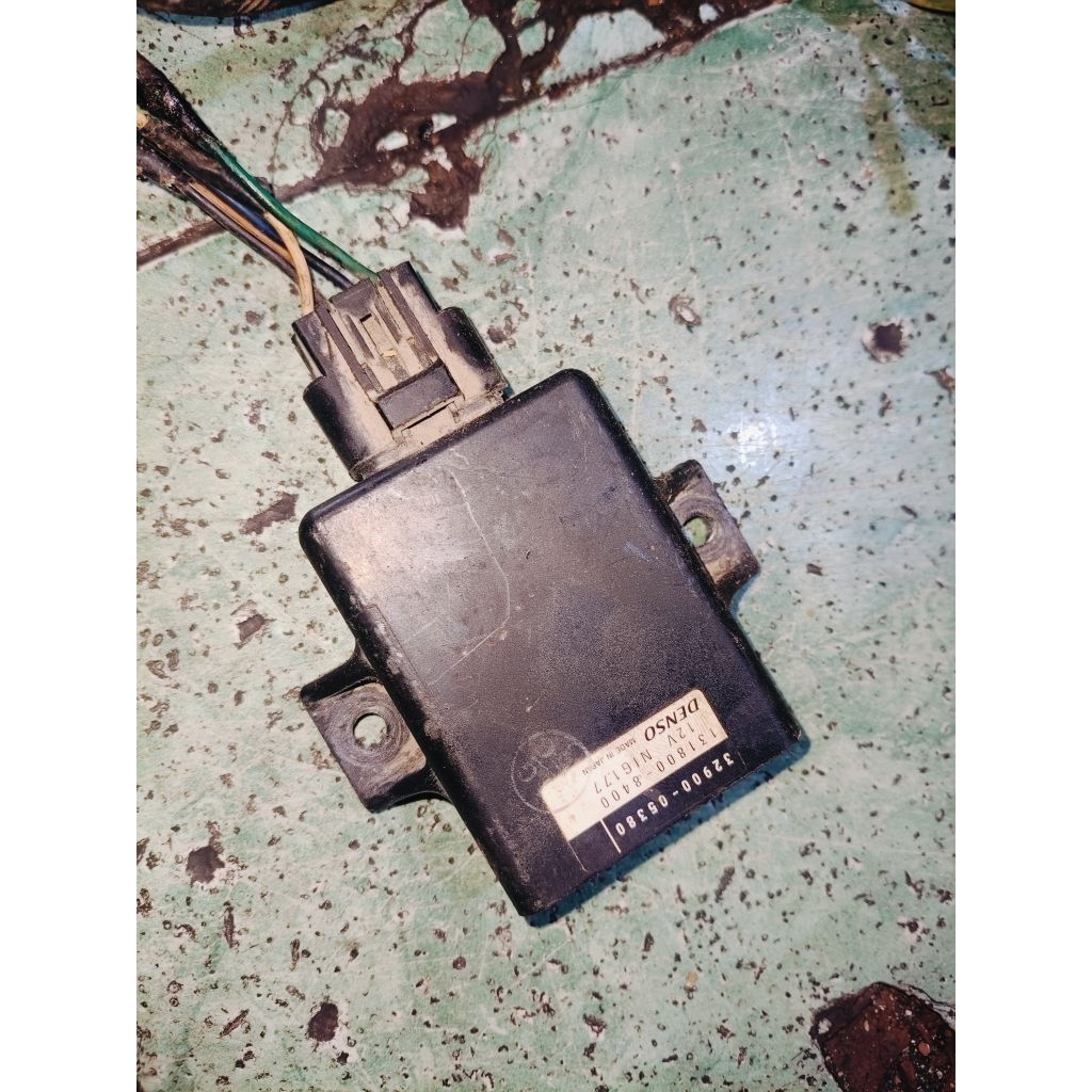 CDI cdi thunder thander 125cc barang masih bagus ORI bawaan copotan cabutan lepasan motor asli