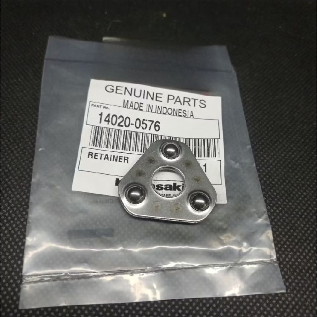retainer pelor setelan stud stut kopling kawasaki zx 130 zx130 original
