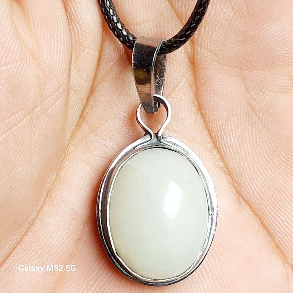 liontin batu MG putih asli natural ring monel polos