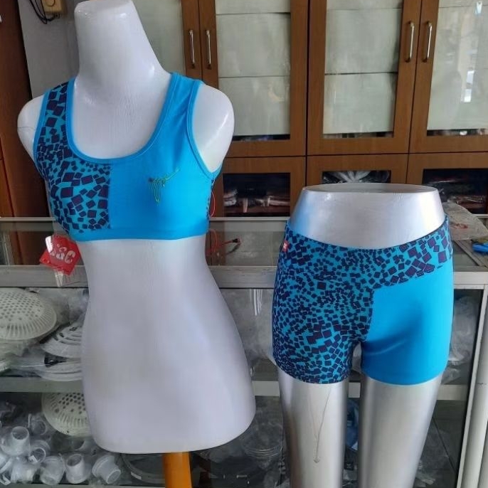 Baju senam aerobic wanita satu stell uk M harga keluar wilayah batam.
