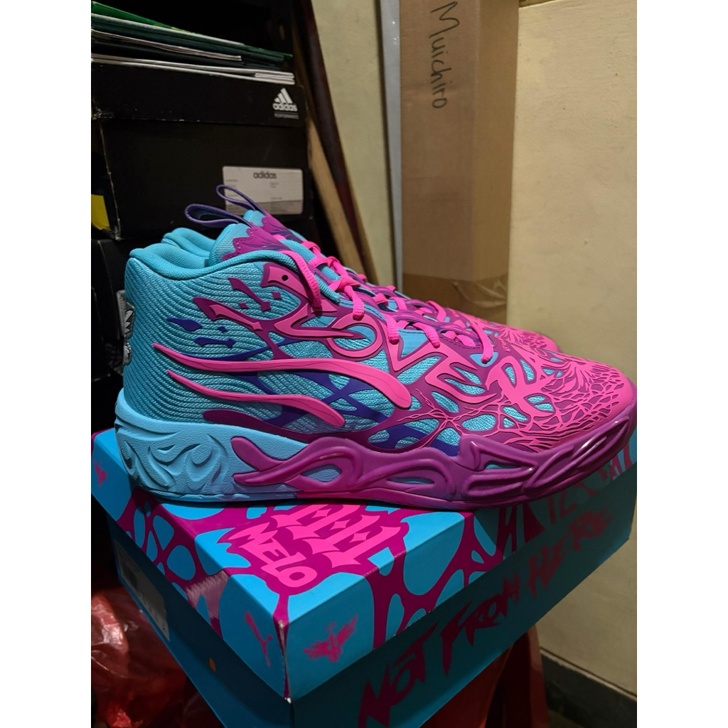 WTS Sepatu basket LaMelo Ball MB04 Size 47 BNIB