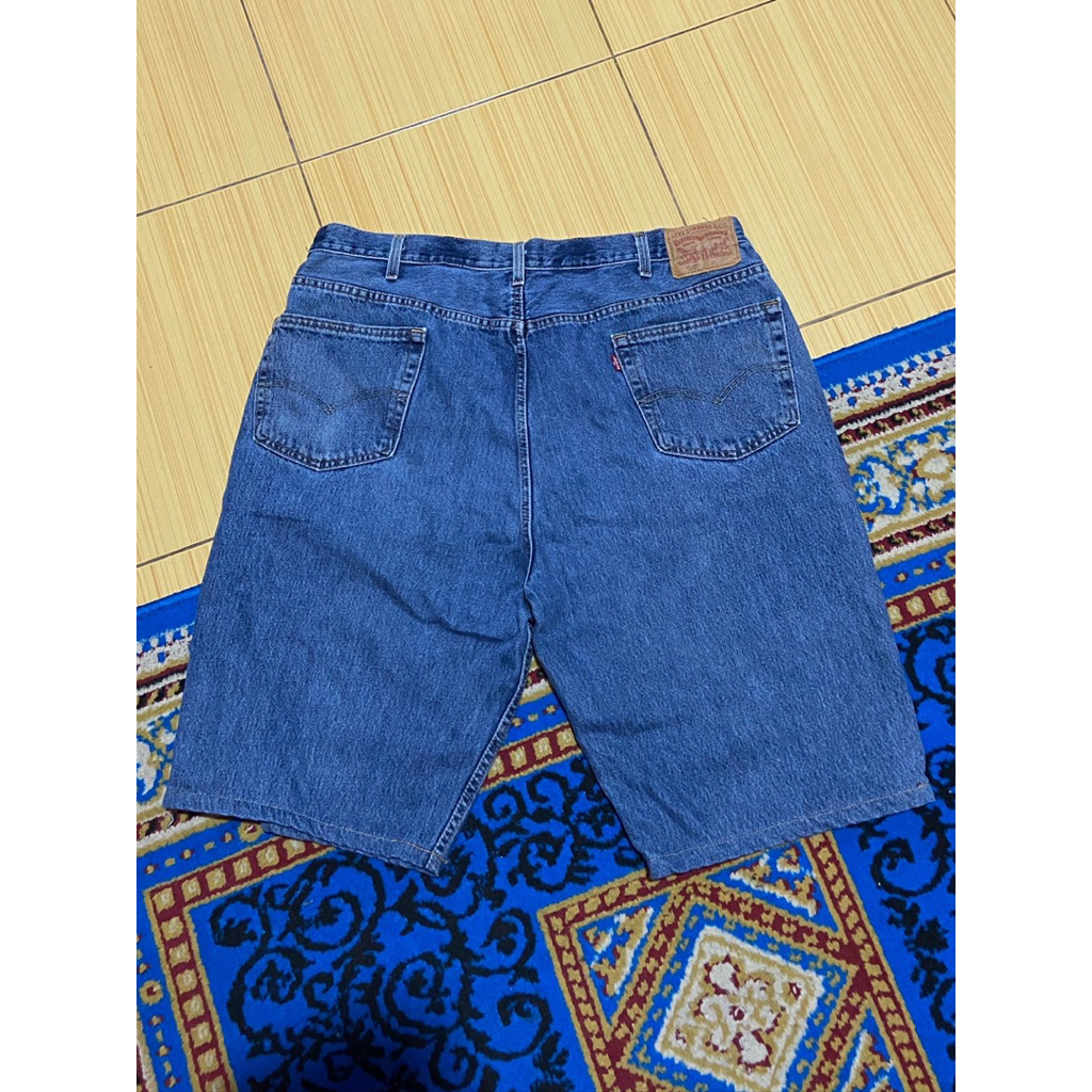 Celana Pendek Jeans Levis 550 Blue Color - size 42