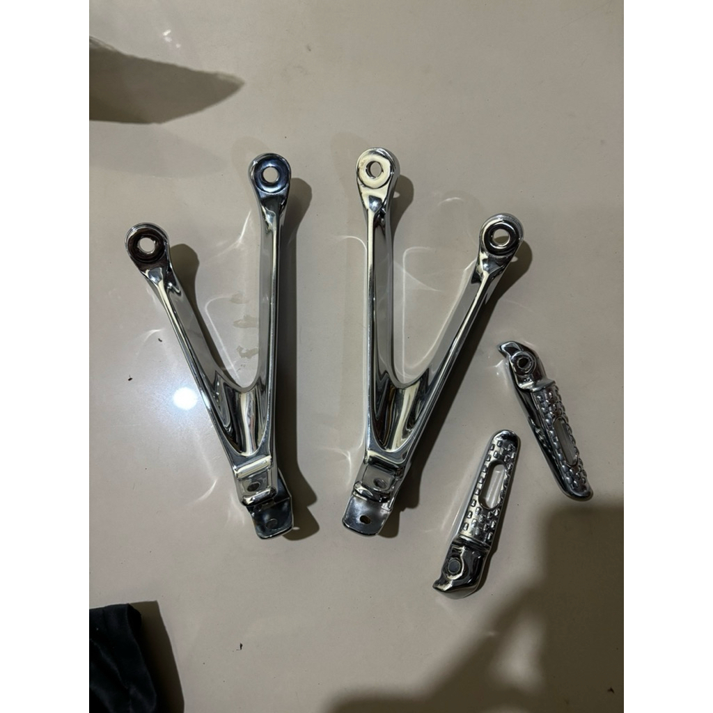 POSTEP BELAKANG CBR 1000 original CHROME