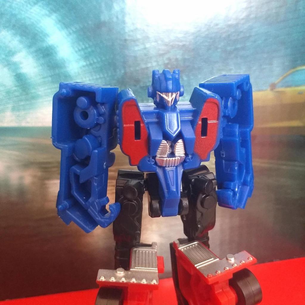 Transformers Legend Class Optimus Prime Non Ori
