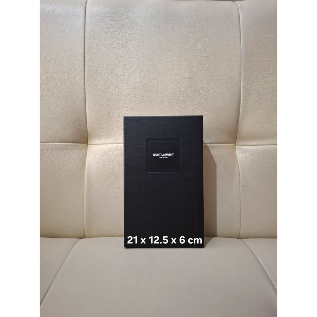 box saint laurent original