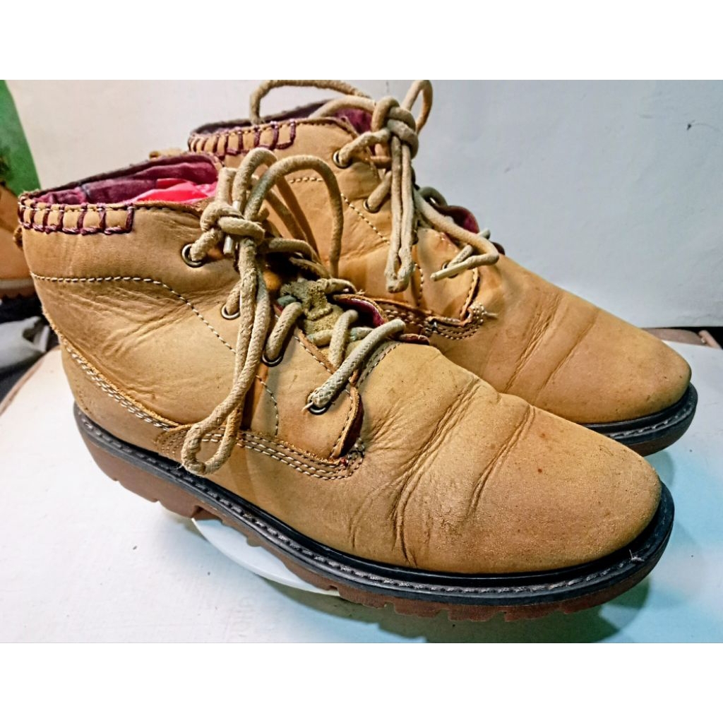 Caterpillar - Sepatu Wanita Casual Kulit Import Original