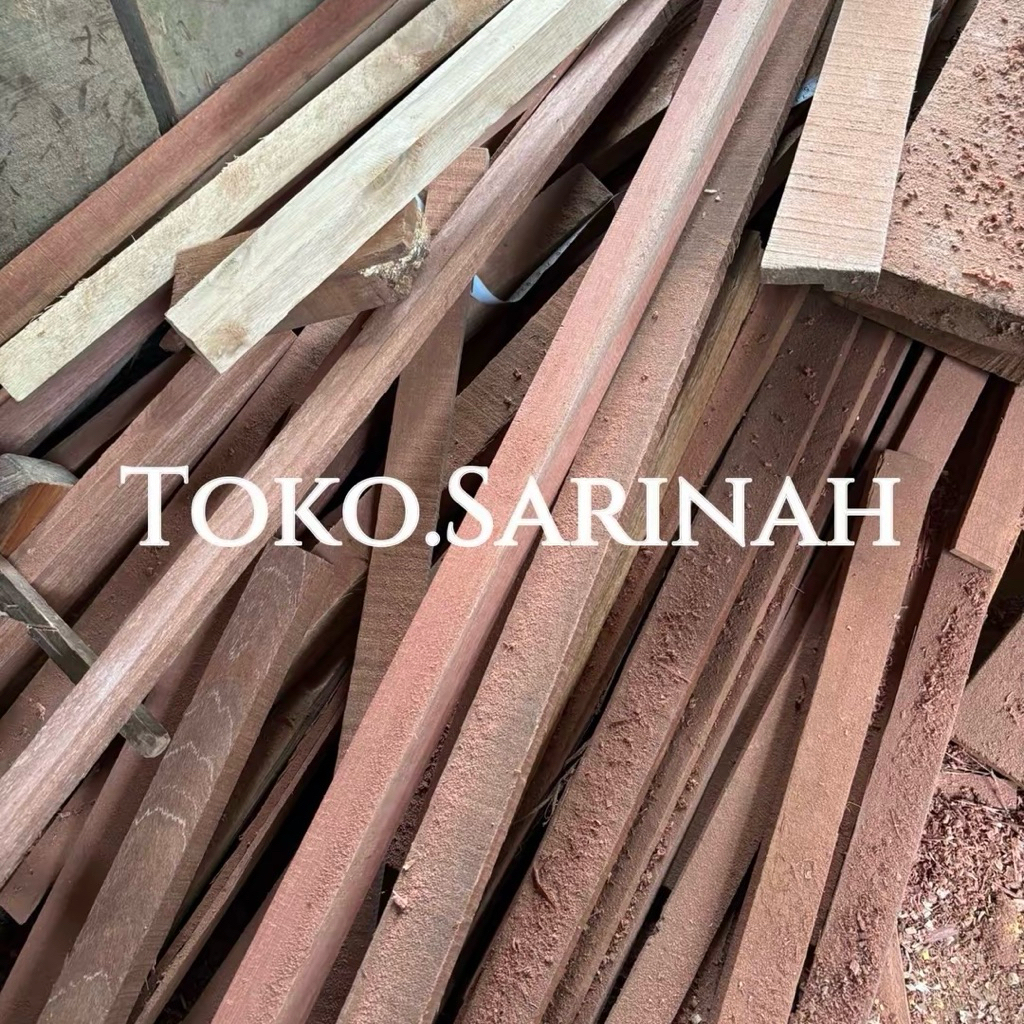 Potongan Kayu Solid Sisa Per 1kg Kayu Bekas Kering Untuk Bakar dan Kerajinan