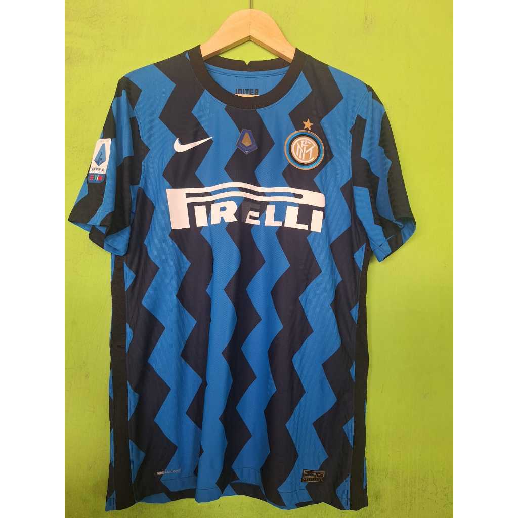 Jersey Inter Milan home player issue rare all original size L kain juara bonus celana kolor original