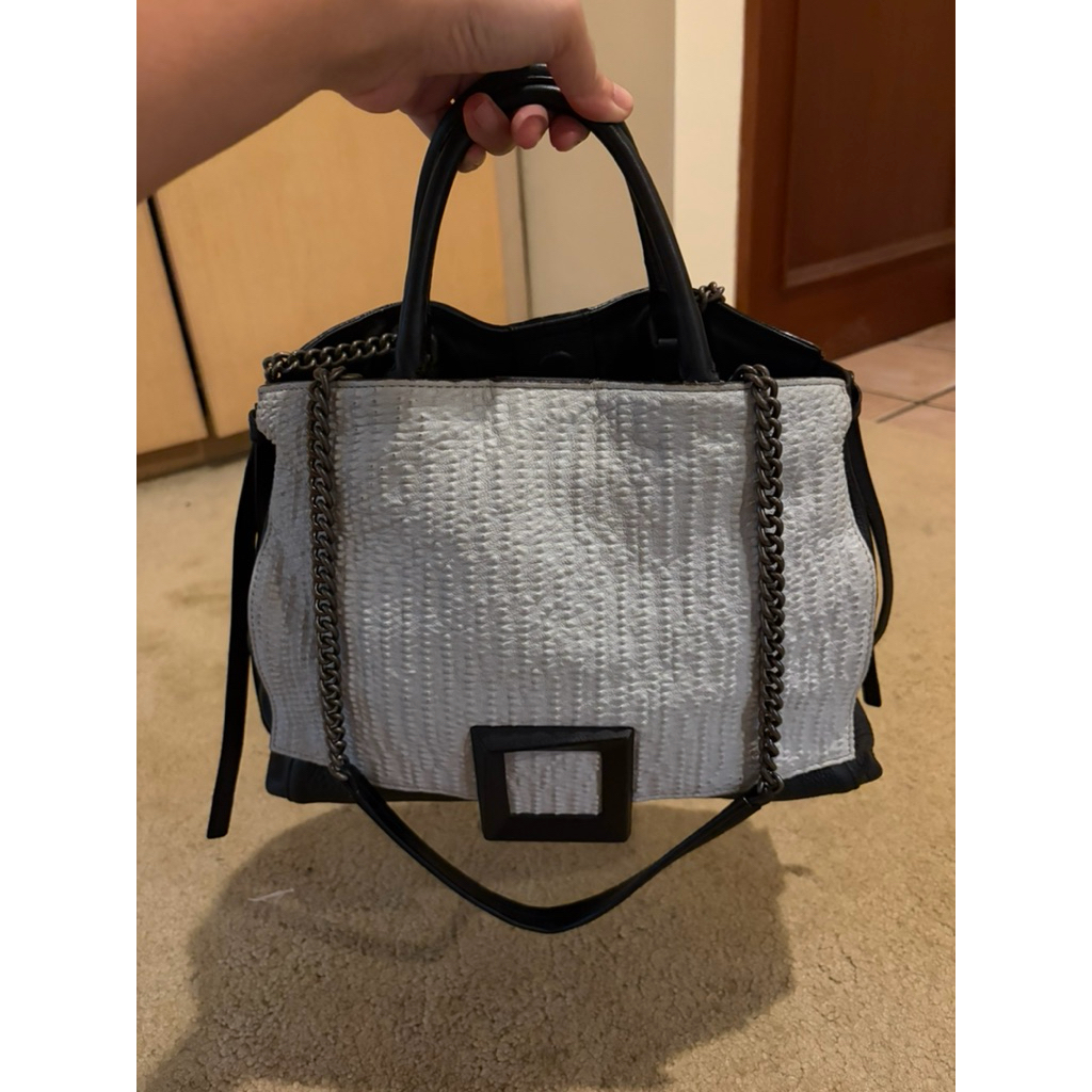 Rouge & Lounge shoulder/hand bag authentic