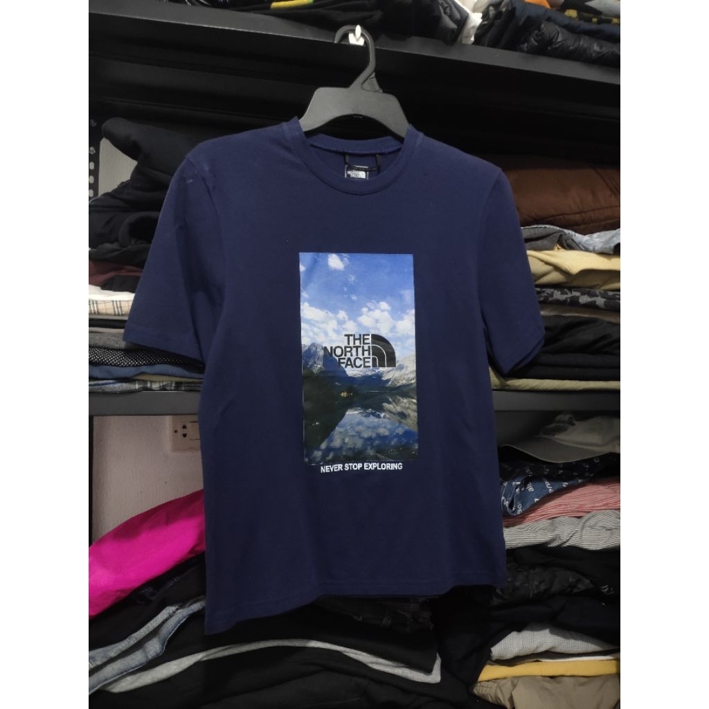 The northFaceT shirt second