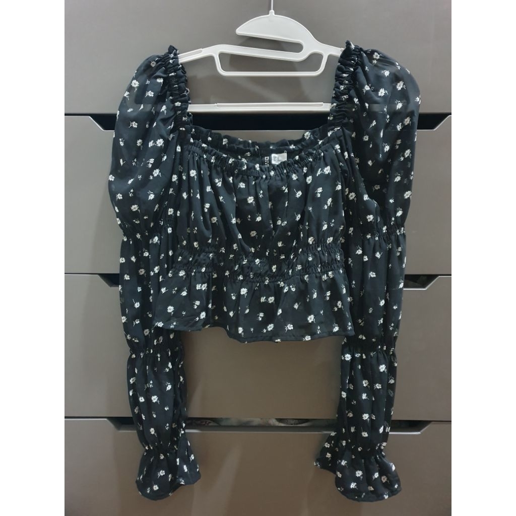 Atasan blus bahan sifon motif bunga lengan panjang size XS