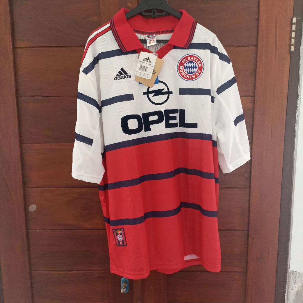 Bayern Munchen Away 1998 original BNWT