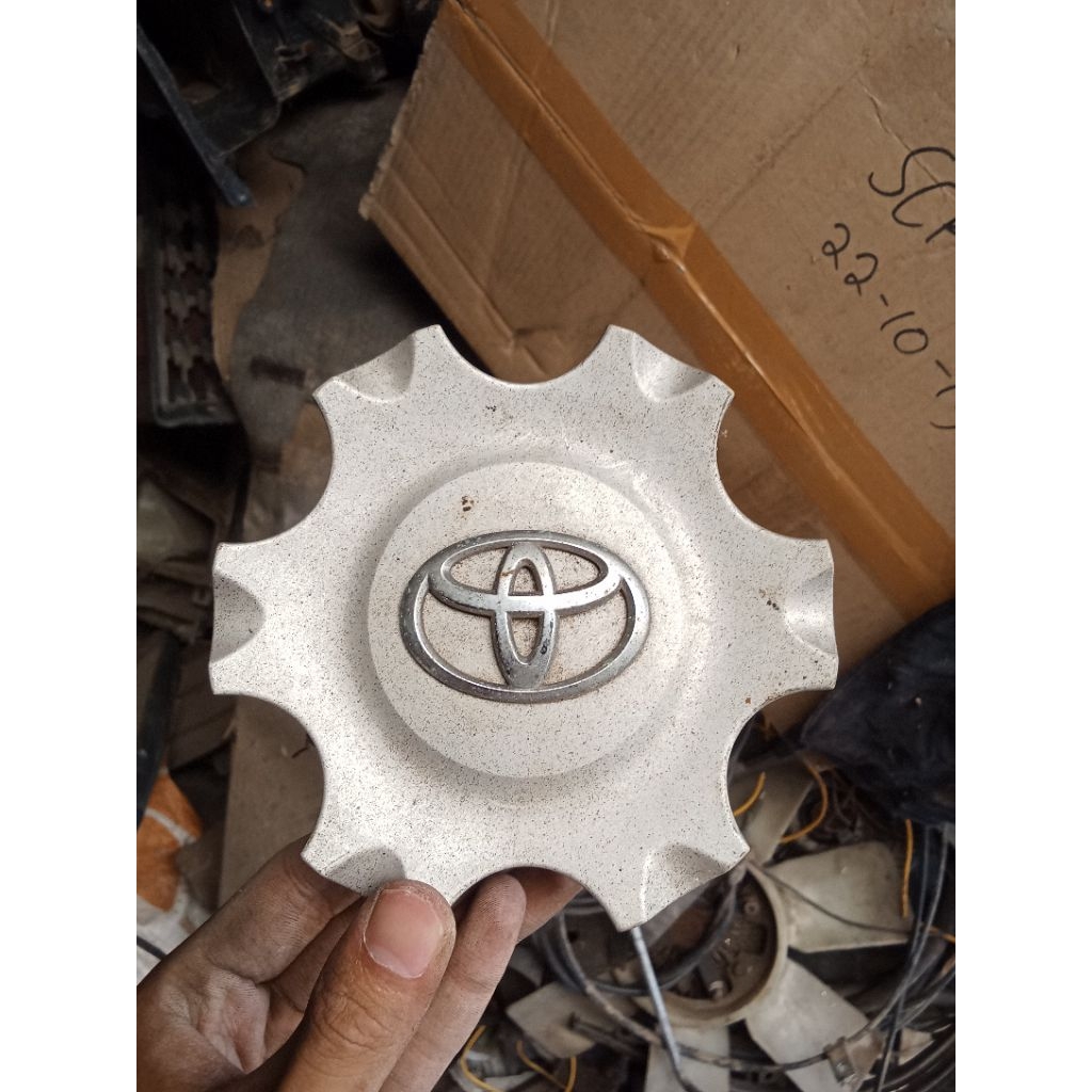 Dop Velg Hilux