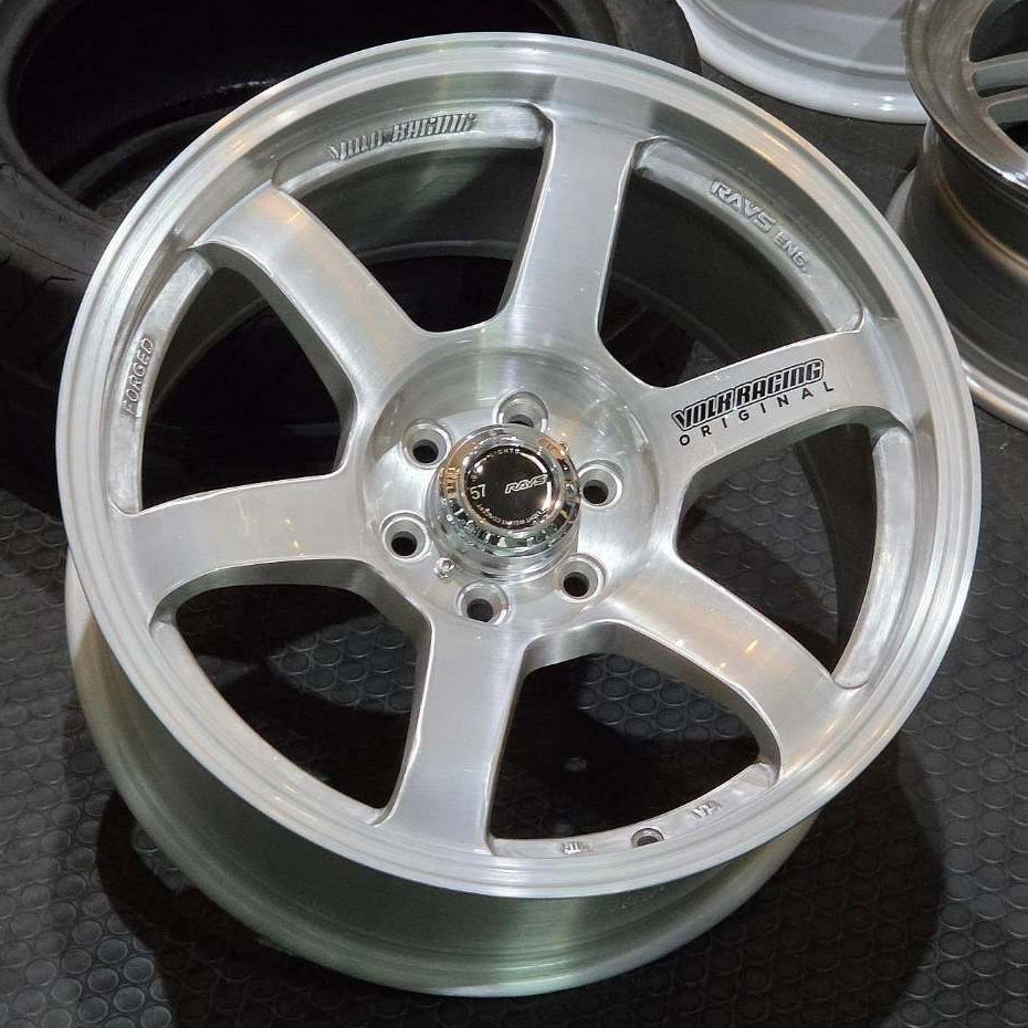 Velg Mobil Navara Rep.Volk Rays 57DR Bahan Alloy Ring 18 Lebar 9 ET 0 PCD 6x114 Brush Full Polish Ve