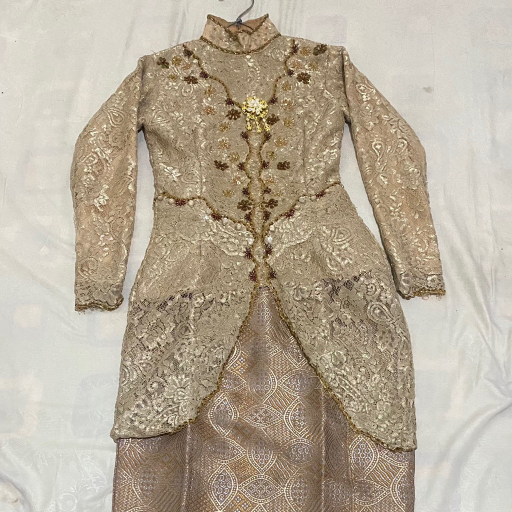 preloved jahit custom kebaya dan rok songket palembang kebaya brukat semi prancis payet wisuda lamar