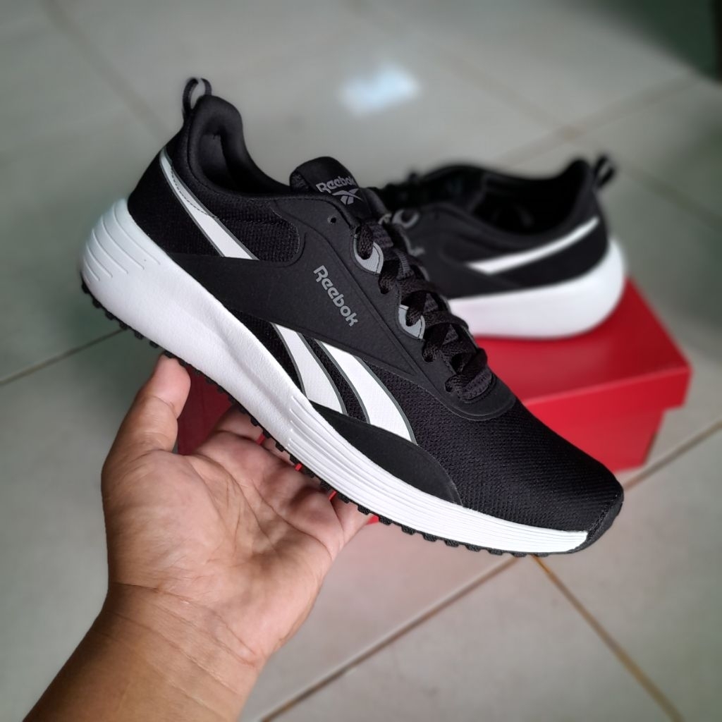 Sepatu Lari Reebok Lite Plus 4 Hitam Pria Original