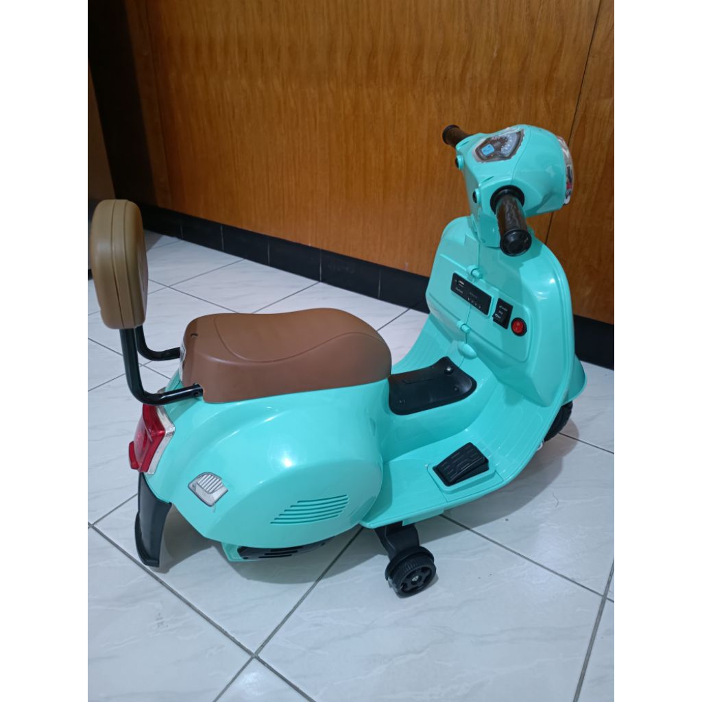 motor mainan Aki bekas