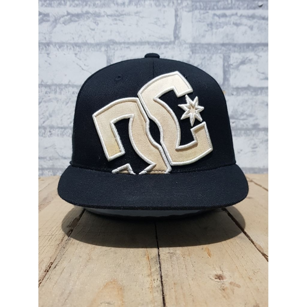 DC SHOES BIG LOGO