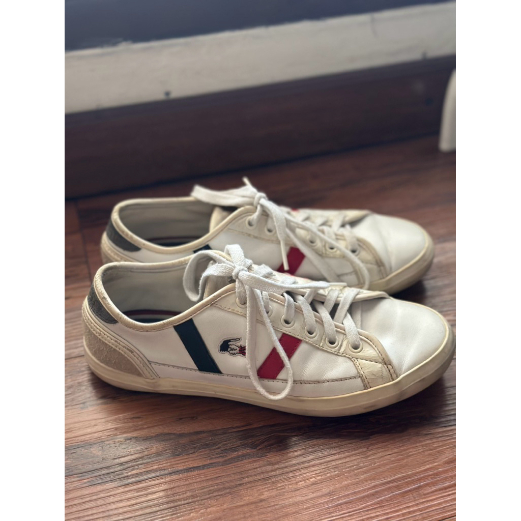 {PRELOVED} SEPATU WANITA LACOSTE