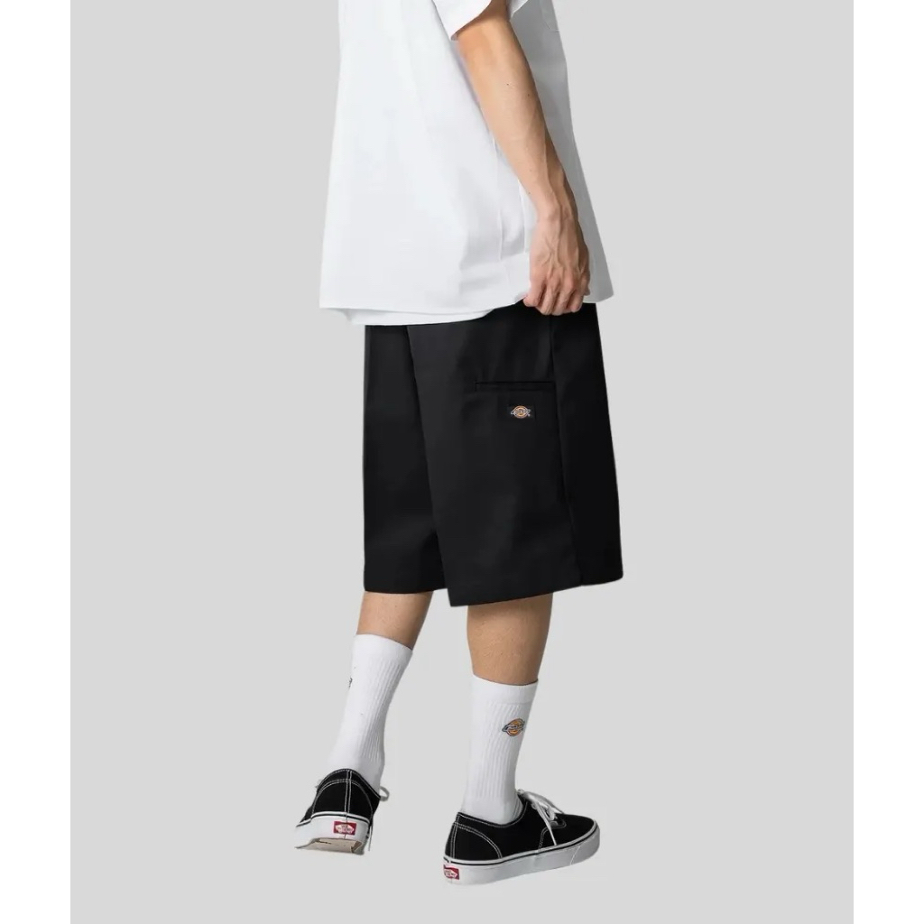 Dickies 13 Inch Loose Fit Short Pants