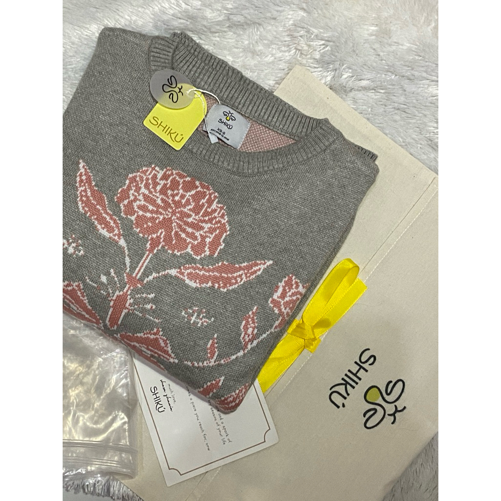 SHIKU Willow Sweater Grey XS-S (new)