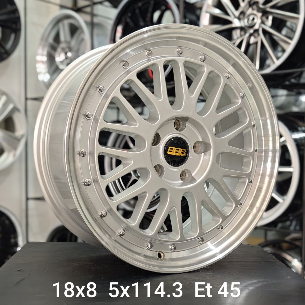 Velg BBS LM R18 Pcd 5x114.3 Lebar 8 Et 45