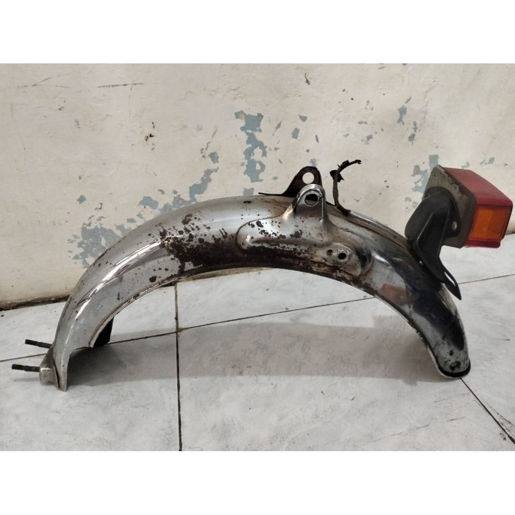 SPAKBOR BELAKANG SET STOPLAMP HONDA ASTRA S90Z ORIGINAL COPOTAN