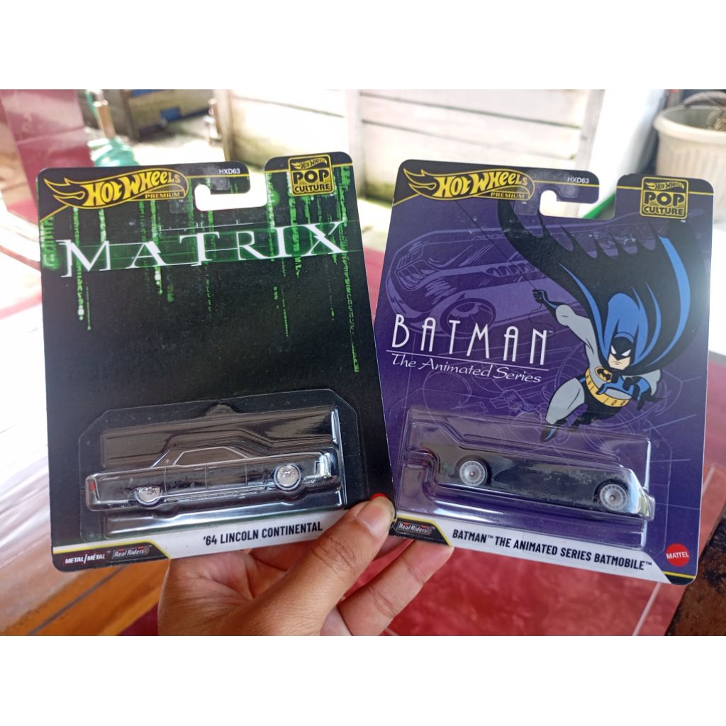 Hot Wheels Paket Batman & Matrix Premium