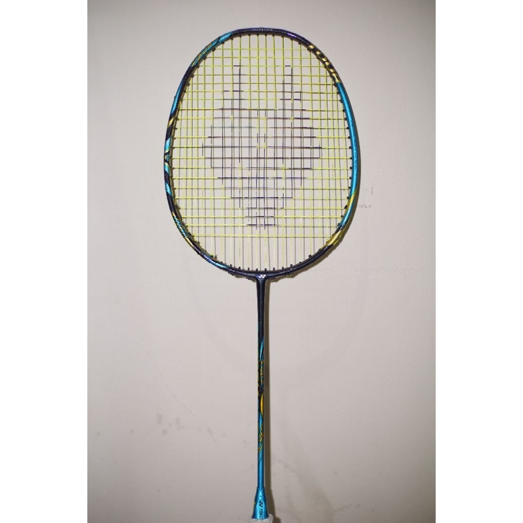 Raket Badminton Yonex Astrox 88S Tour