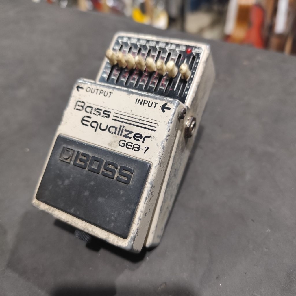 Boss GEB 7, Bass Equalizer, Efek Bass, Preamp Bass