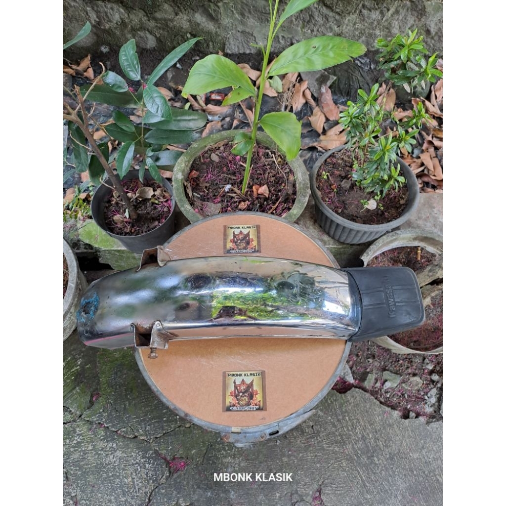 spakbor belakang binter kz200 platina gto mach 2 kh100 kh110 ORIGINAL spakbor belakang kawasaki bint