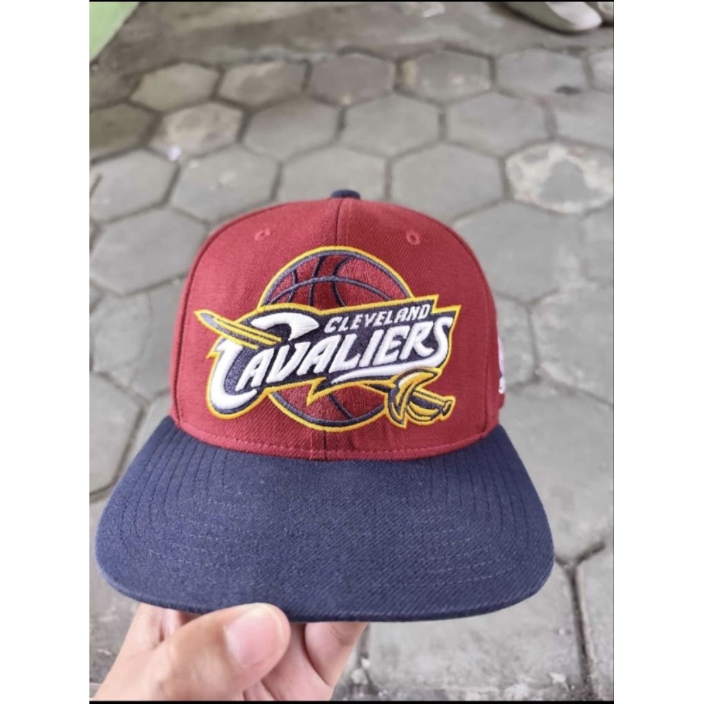 TOPI CLEVELAND CAVALIERS MITCHELL AND NESS