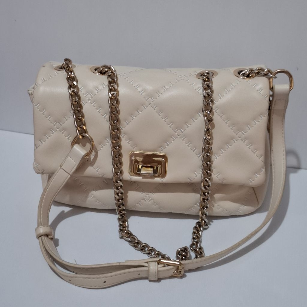 Enji Sling bag Shoulder Bag