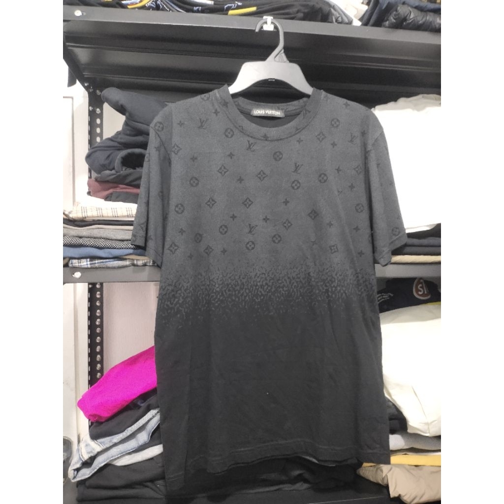 LouisVuitton T shirt second