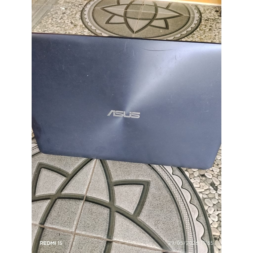 laptop bekas asus A442UR core i5 gen8