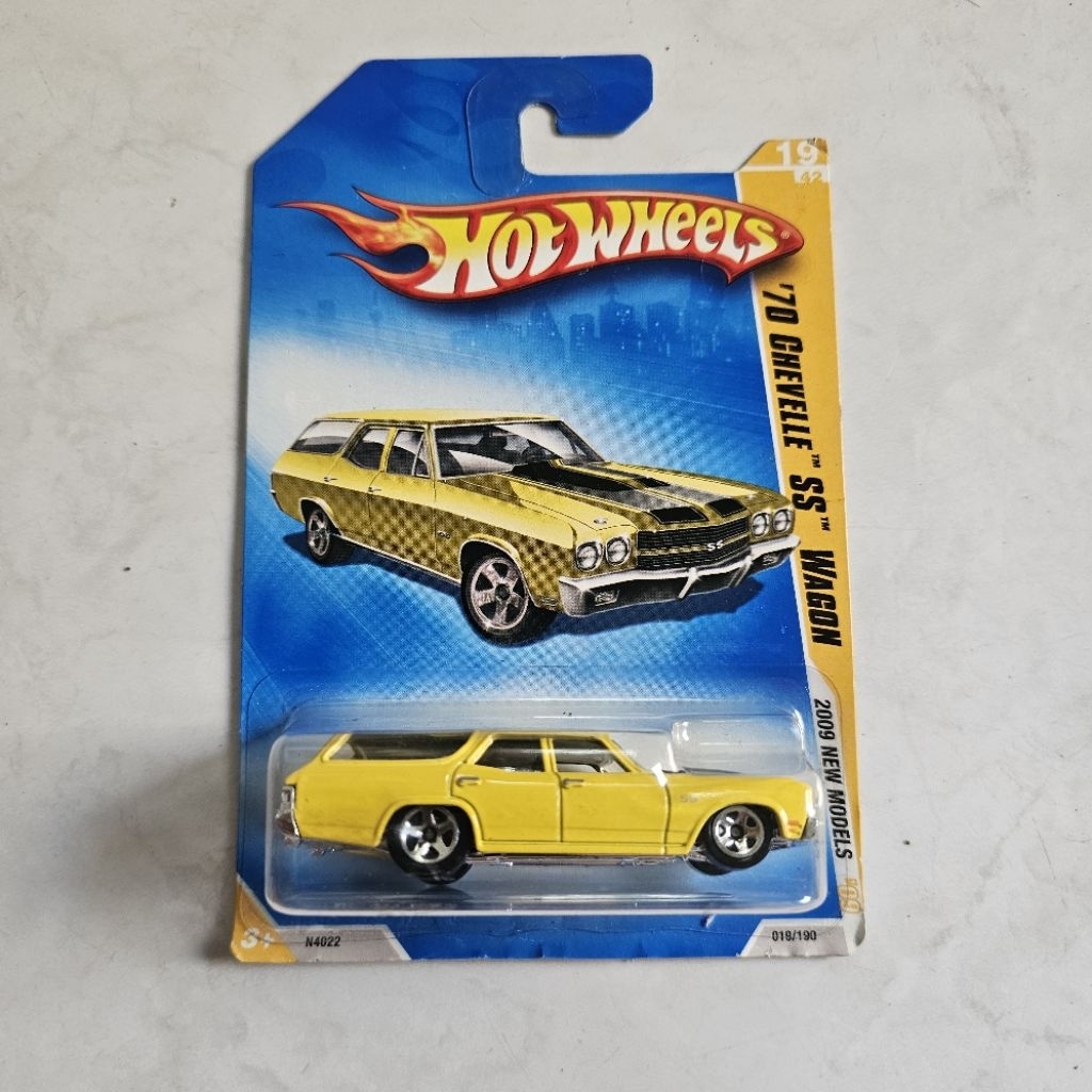 hotwheels 70 chevelle ss wagon