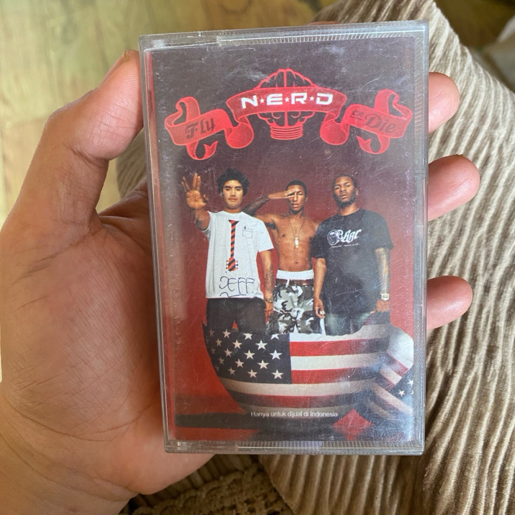 KASET PITA NERD - FLY OR DIE