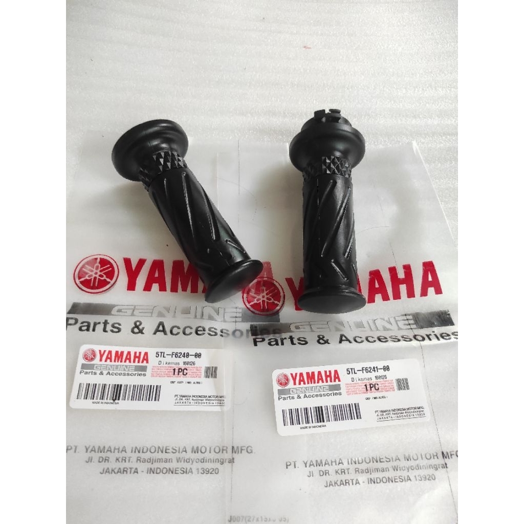 handgrip stang set 1 lobang mio smile mio nuovo mio  sporty-5TL-5TL-F6240-00-5TL-F6241-00