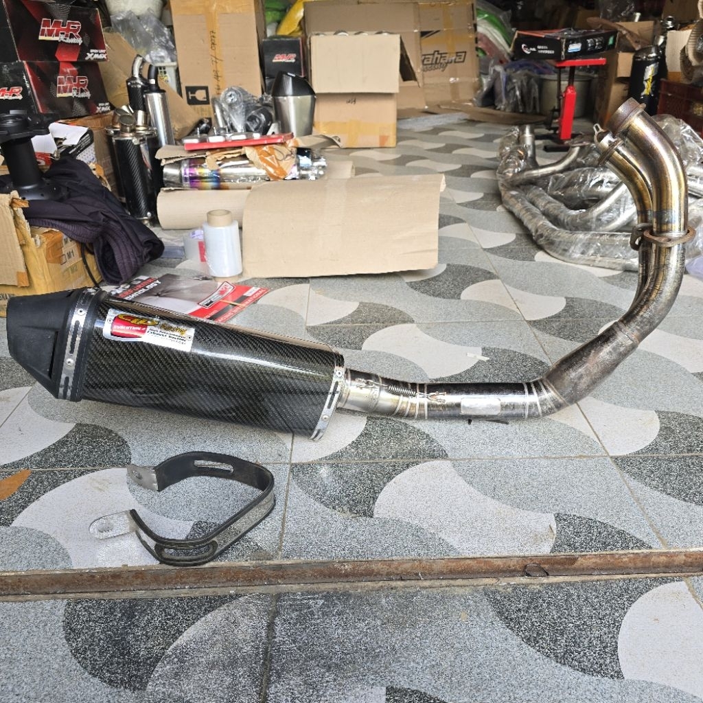 knalpot CLD EVOLUTION 2 CARBON original yamaha R25 fullsystem underbelly